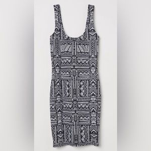 ✨EUC H&M Divided Bodycon Tribal Dress✨